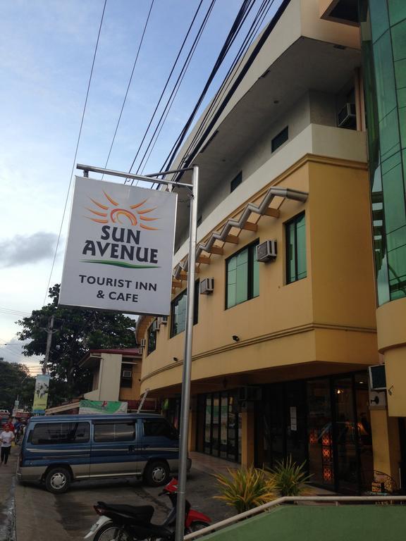 Sun Avenue Tourist Inn & Cafe Tagbilaran-stad Buitenkant foto